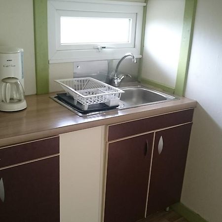 Saint-Valérien 如里尔斯营地旅馆酒店 外观 照片